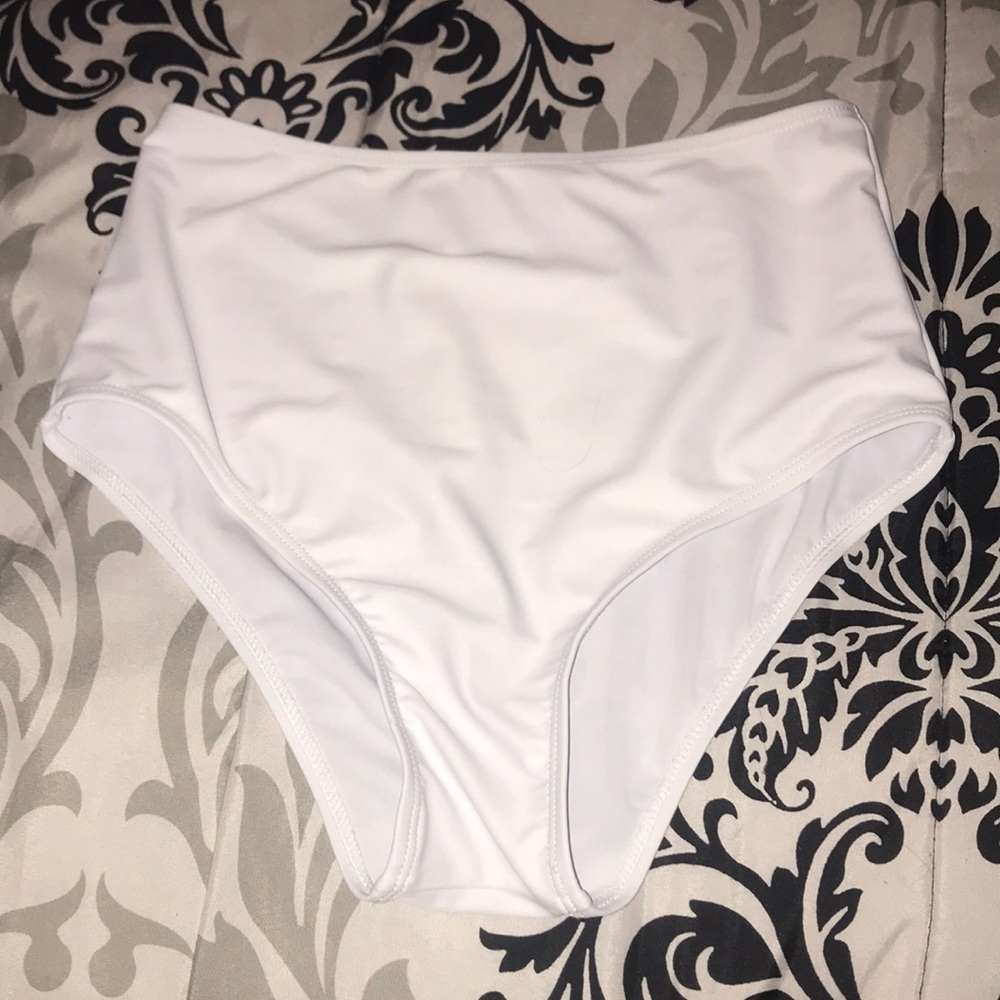 ROMWE high waisted white bikini bottoms